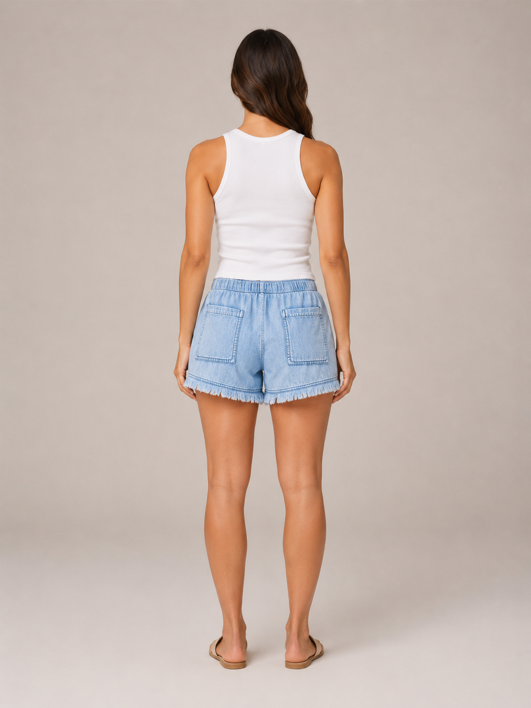 Solyra - Dames short in denimlook met elastische taille en rafelzoom