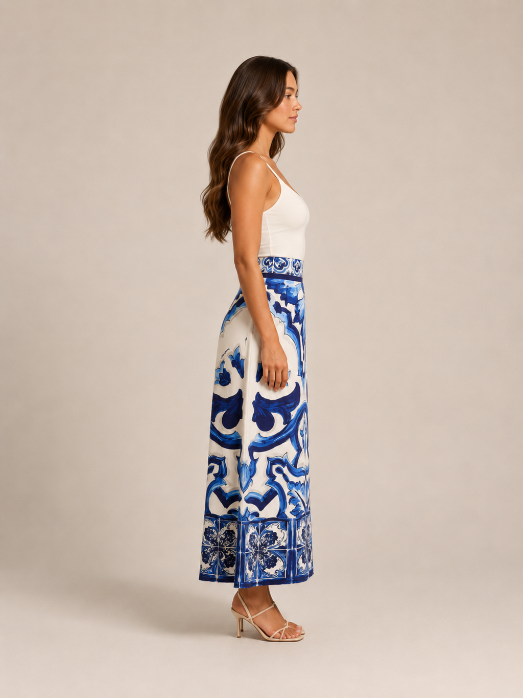 Tessara - Maxi-Rok Met Blauw-Witte Tegelprint