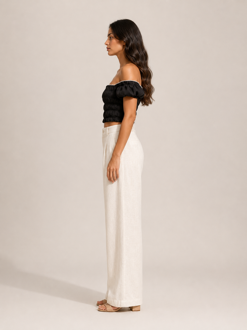 Tyndora - Dames Off-Shoulder Croptop Met Smockdetail En Pofmouwen