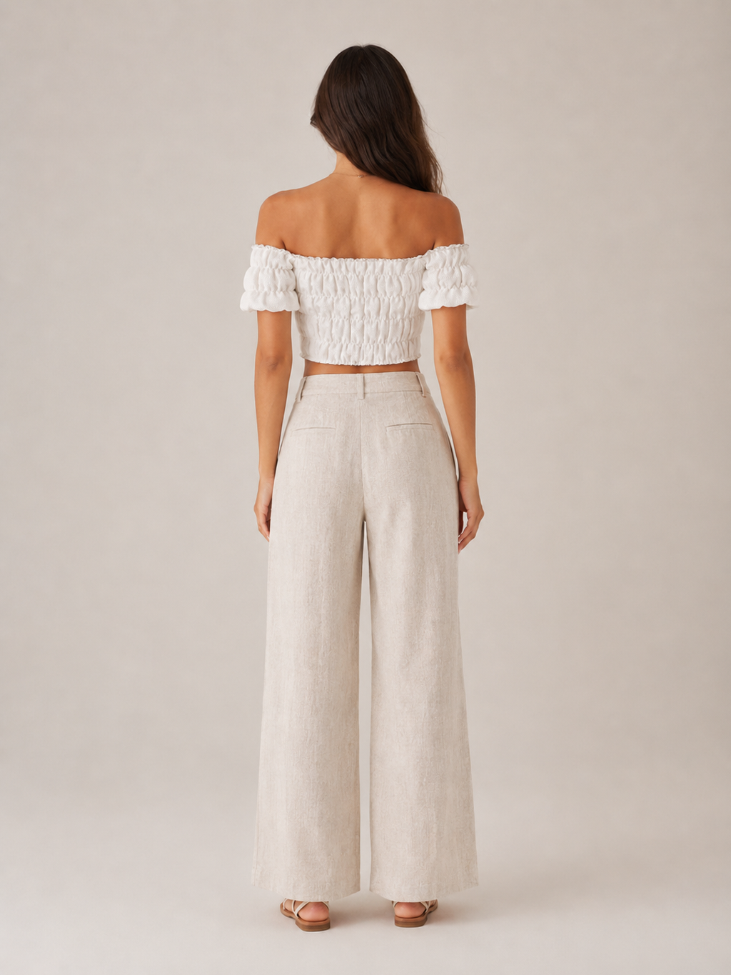 Tyndora - Dames Off-Shoulder Croptop Met Smockdetail En Pofmouwen