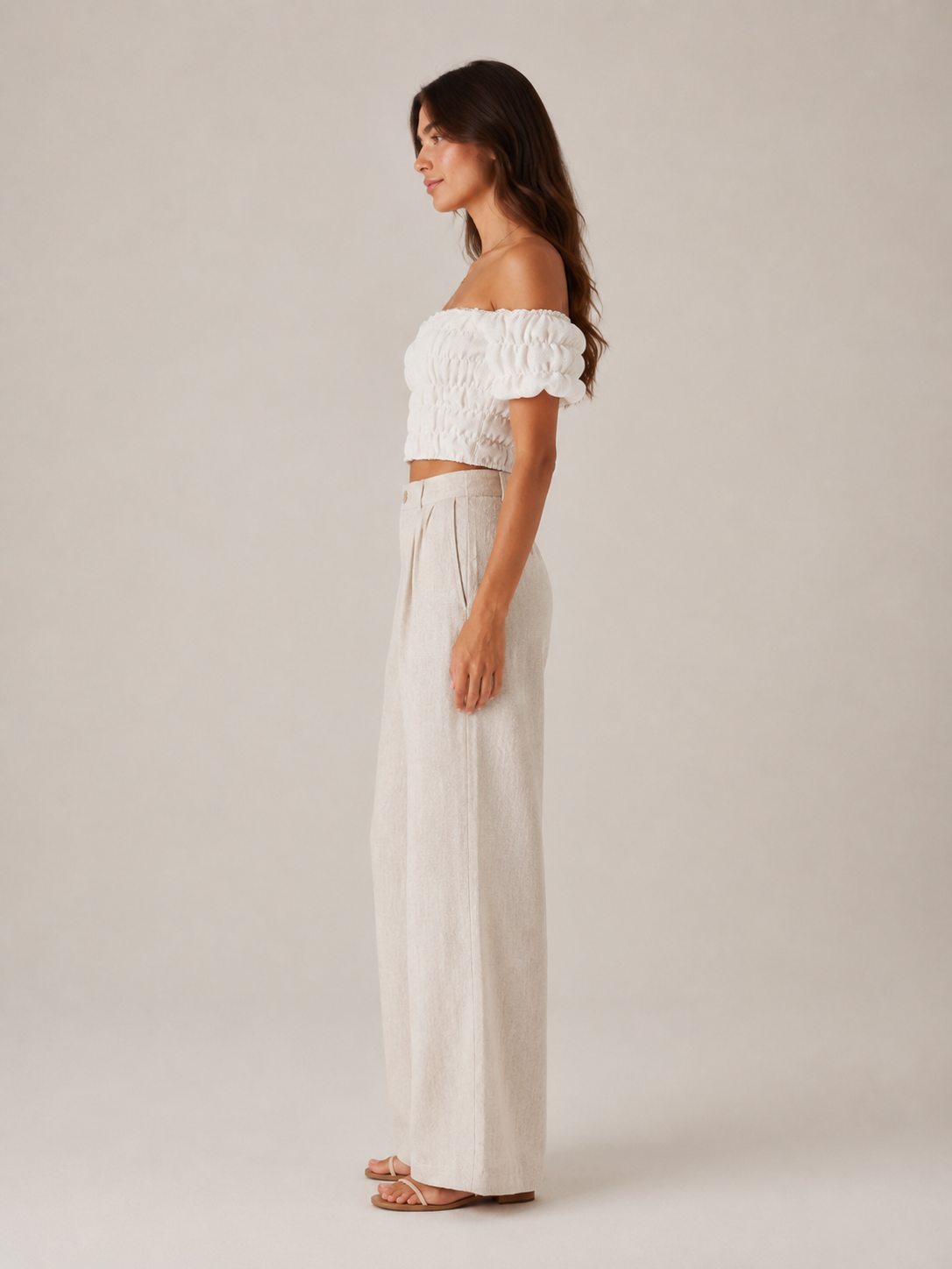 Tyndora - Dames Off-Shoulder Croptop Met Smockdetail En Pofmouwen