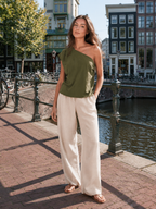 Kylena - Groene Top Met Asymmetrische Halslijn