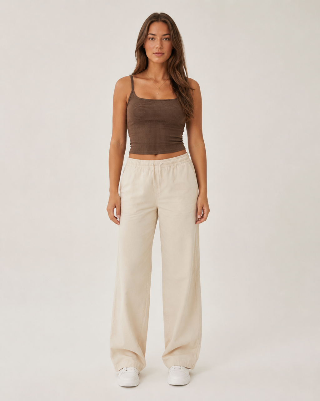 Karissa - Donkerbruine Crop Top Met Kanten Bandjes