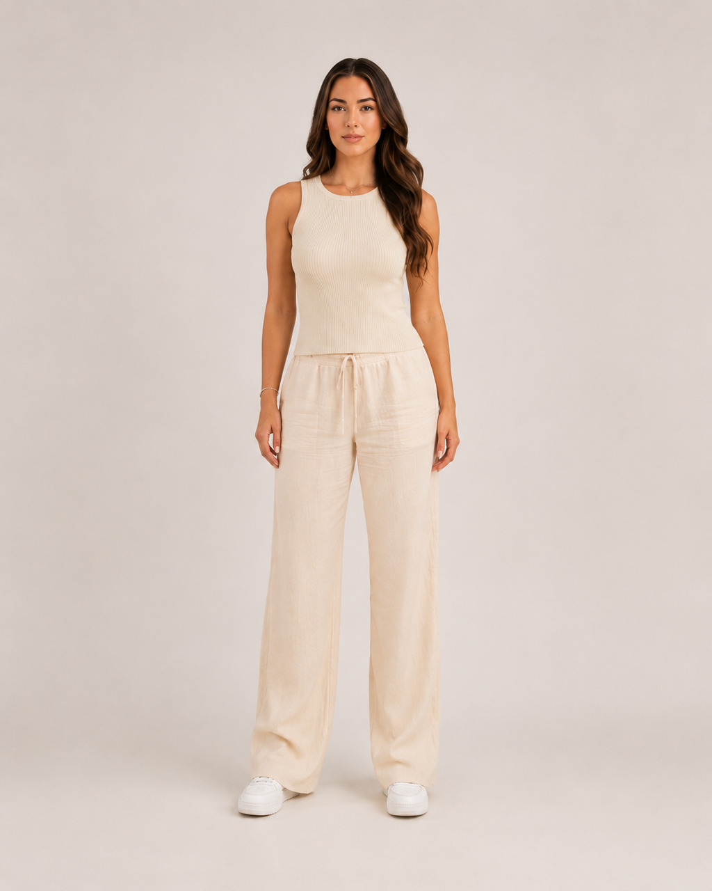 Kavelle - Mouwloze Ribtop Met Ronde Hals