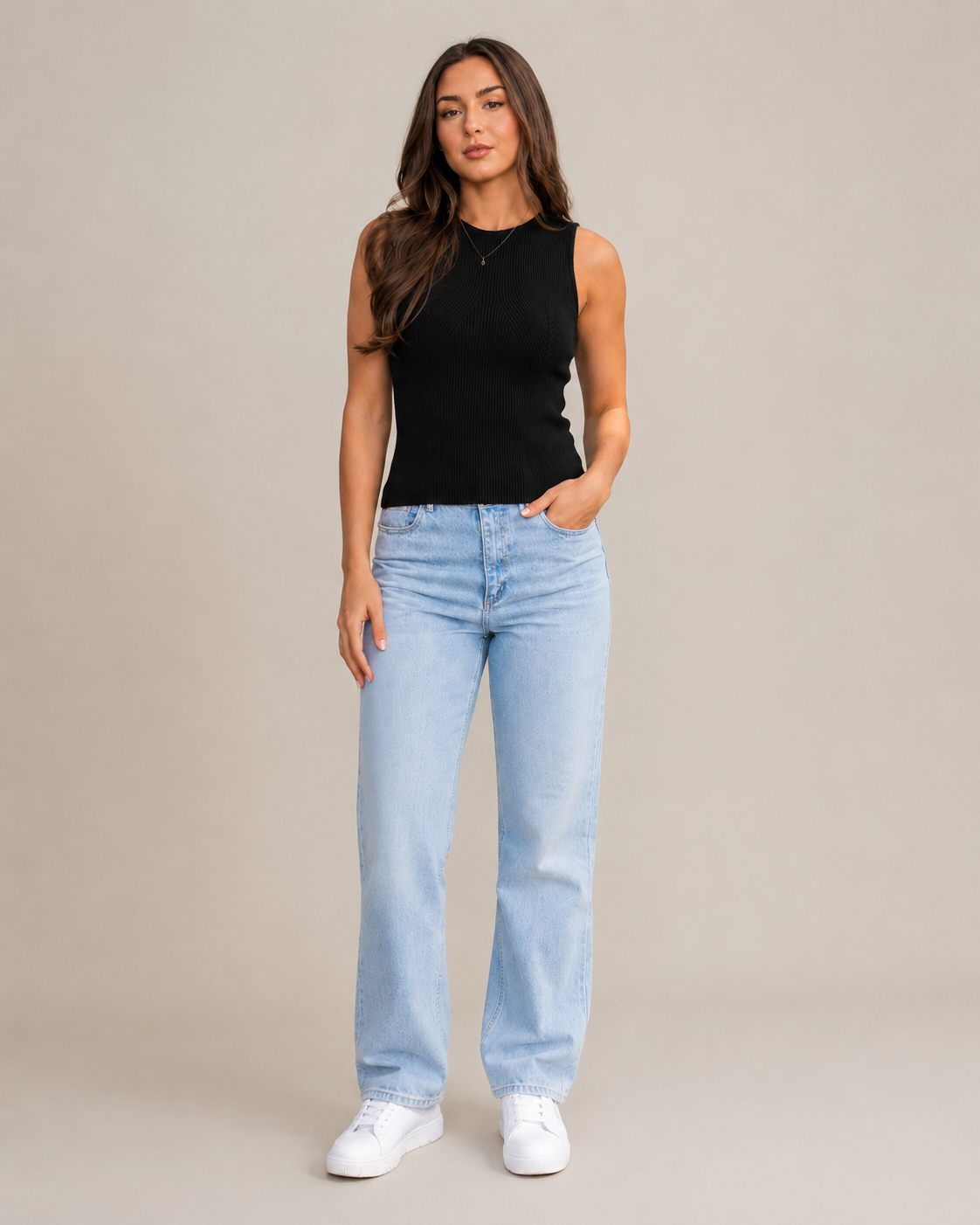 Kavelle - Mouwloze Ribtop Met Ronde Hals