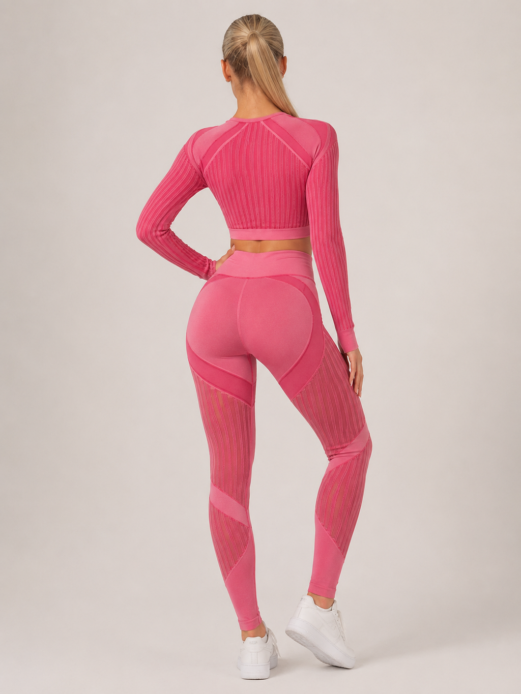 Kylia - Naadloze Sportset Met Legging En Mesh-Details