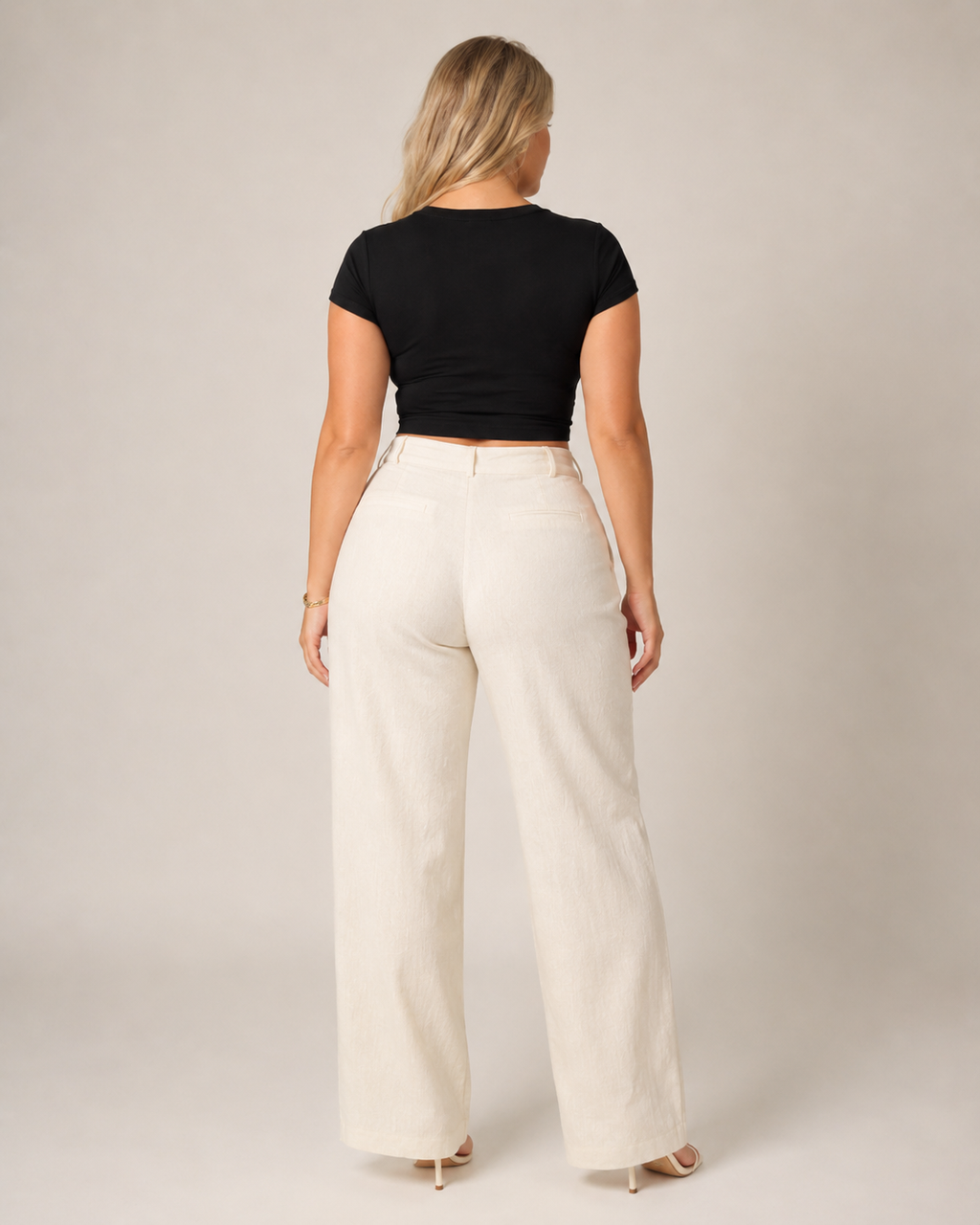 Joya - Zwart Crop T-shirt met Witte Tekstprint