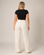 Joya - Zwart Crop T-shirt met Witte Tekstprint