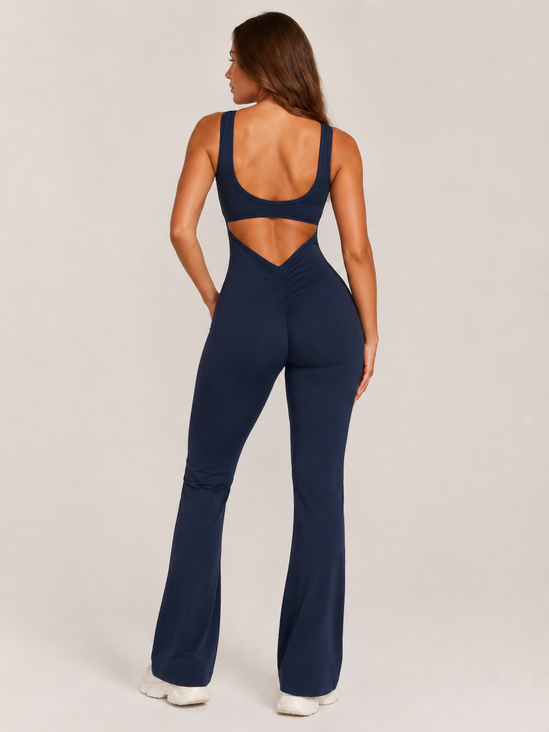 Kessia - Flared Sport Jumpsuit Met Open Rug