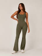 Kessia - Flared Sport Jumpsuit Met Open Rug