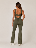 Kessia - Flared Sport Jumpsuit Met Open Rug