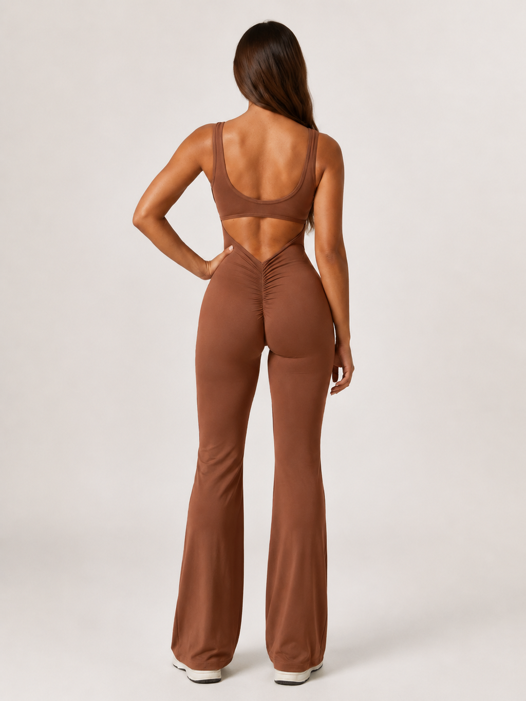 Kessia - Flared Sport Jumpsuit Met Open Rug