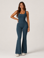 Kessia - Flared Sport Jumpsuit Met Open Rug