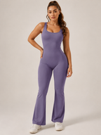 Kessia - Flared Sport Jumpsuit Met Open Rug
