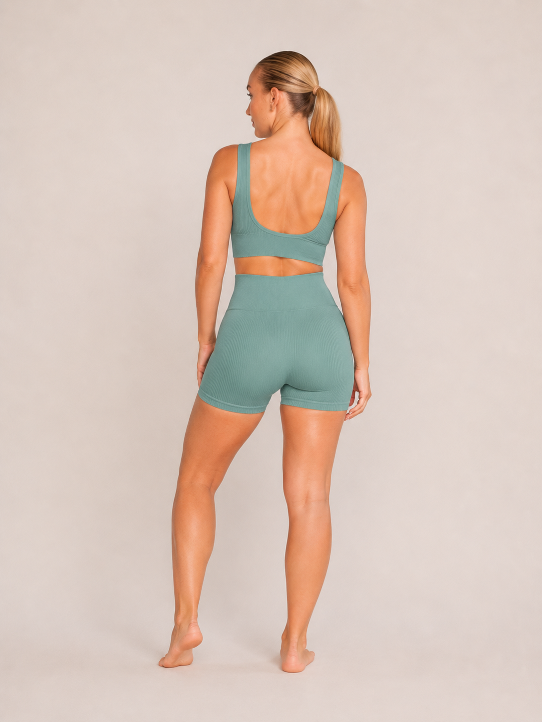 Kelia - Naadloze Sportset Met Shorts
