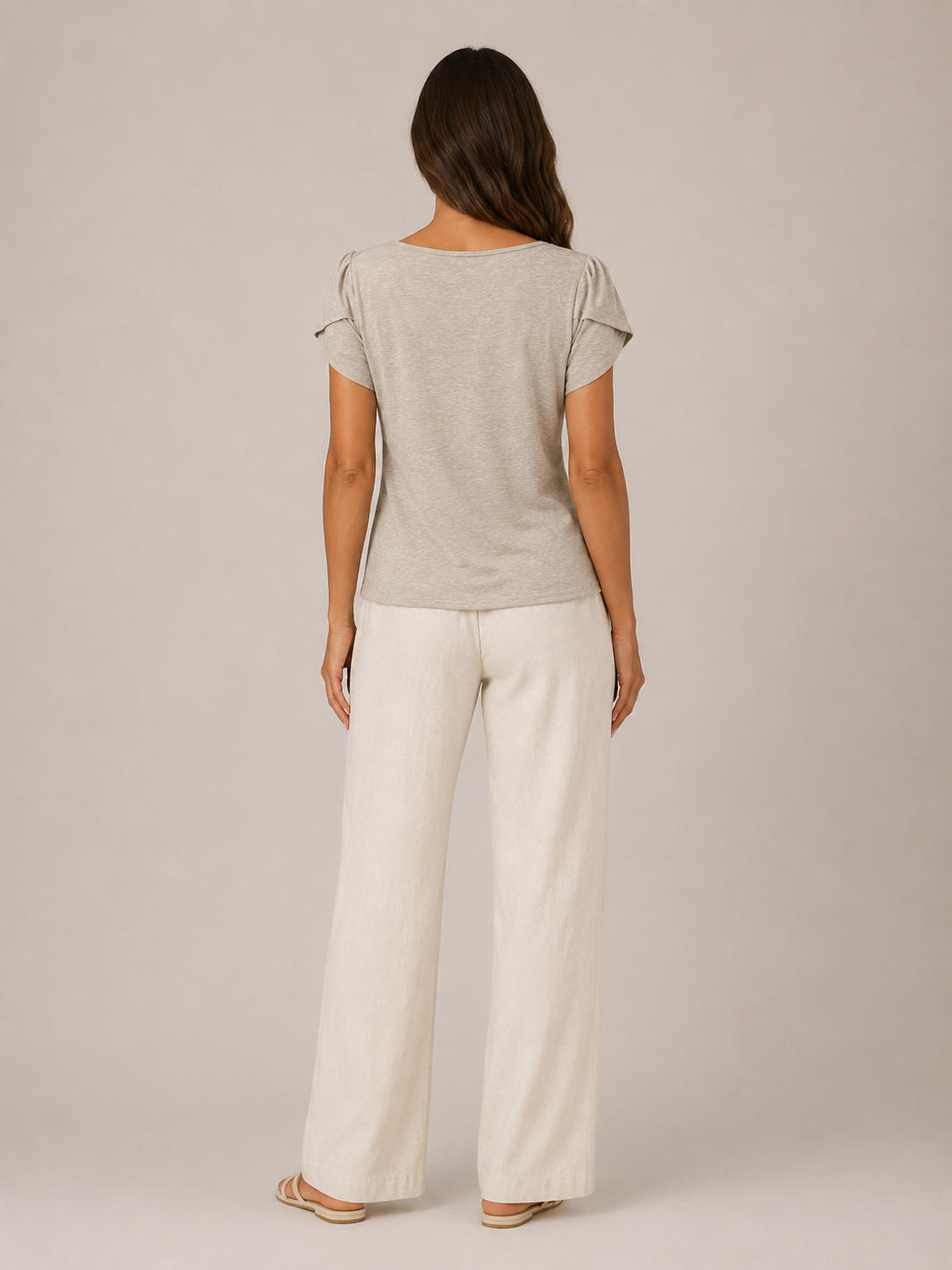 Sorelyne - Dames Top Met Kanten Halsdetail En Korte Mouwen