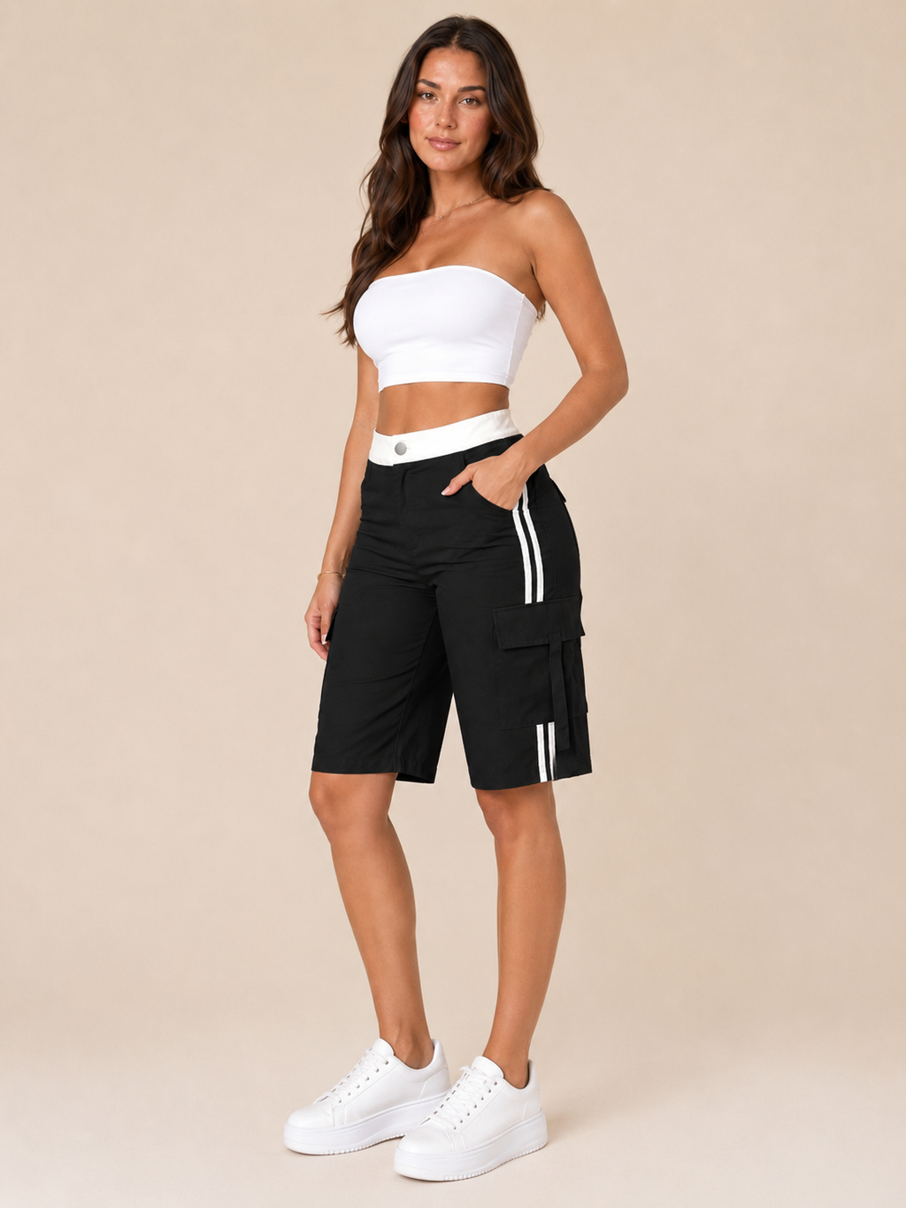 Tanique - Dames Cargobermudashort Met Contrasterende Tailleband En Klepzakken