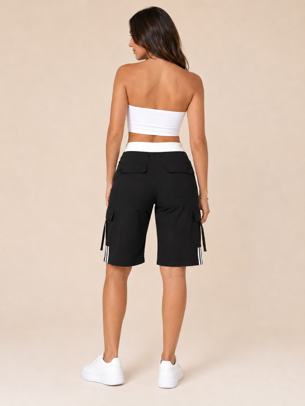 Tanique - Dames Cargobermudashort Met Contrasterende Tailleband En Klepzakken