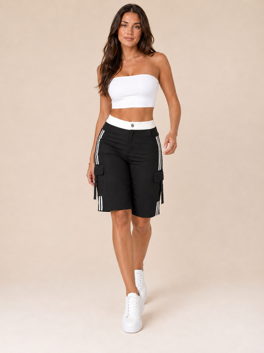 Tanique - Dames Cargobermudashort Met Contrasterende Tailleband En Klepzakken