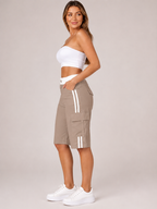 Tanique - Dames Cargobermudashort Met Contrasterende Tailleband En Klepzakken