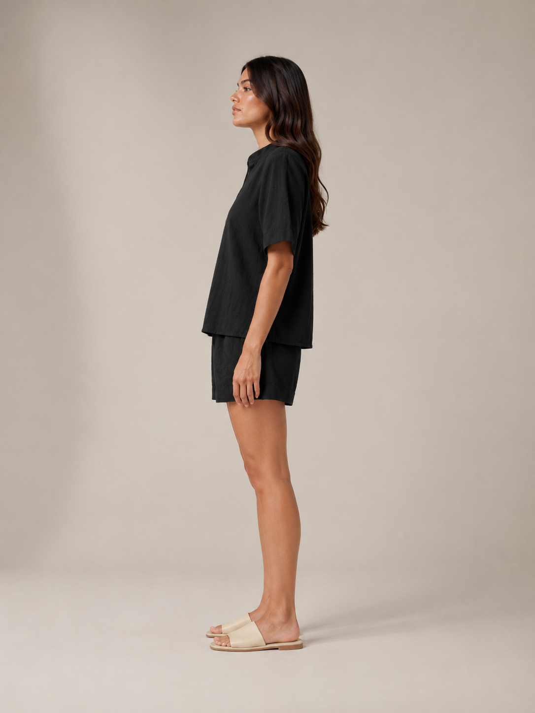 Uzella - Dames Tweedelige Set Met Open Schouders En Bermudashort