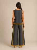 Ursina - Dames Tweedelige Set Met Contrasterende Biezen En Wijde Broek