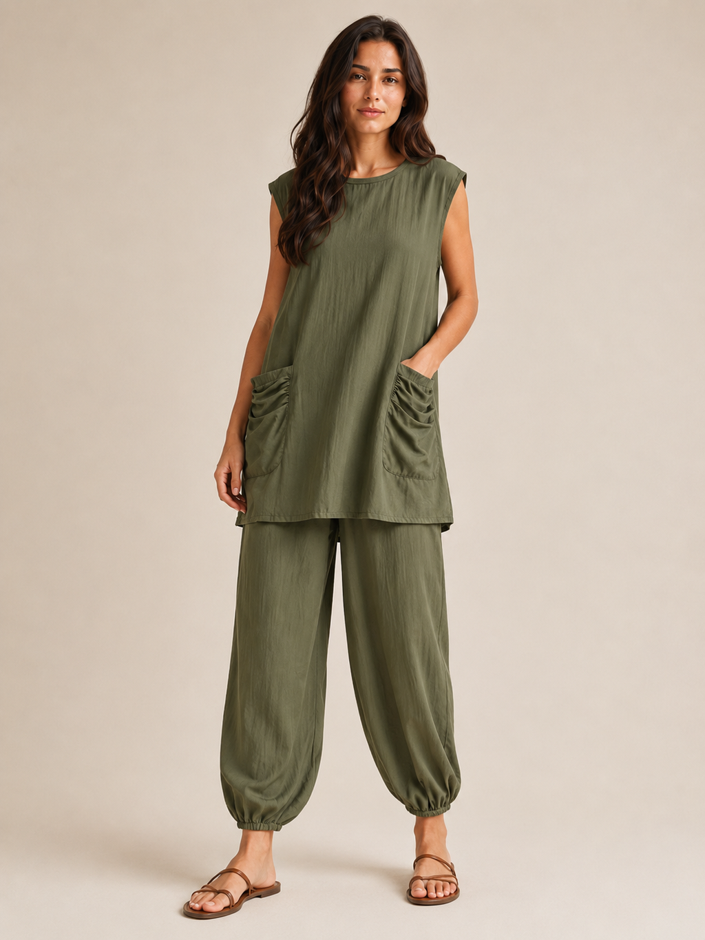 Uchenna - Dames Tweedelige Set Met Asymmetrische Tuniektop En Harembroek