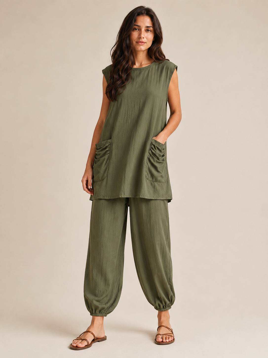 Uchenna - Dames Tweedelige Set Met Asymmetrische Tuniektop En Harembroek