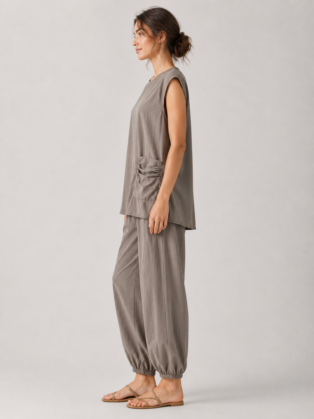 Uchenna - Dames Tweedelige Set Met Asymmetrische Tuniektop En Harembroek