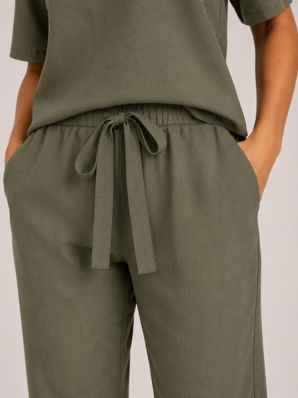Ufuoma - Dames Tweedelige Set Met Korte Mouwen En Taps Toelopende Broek