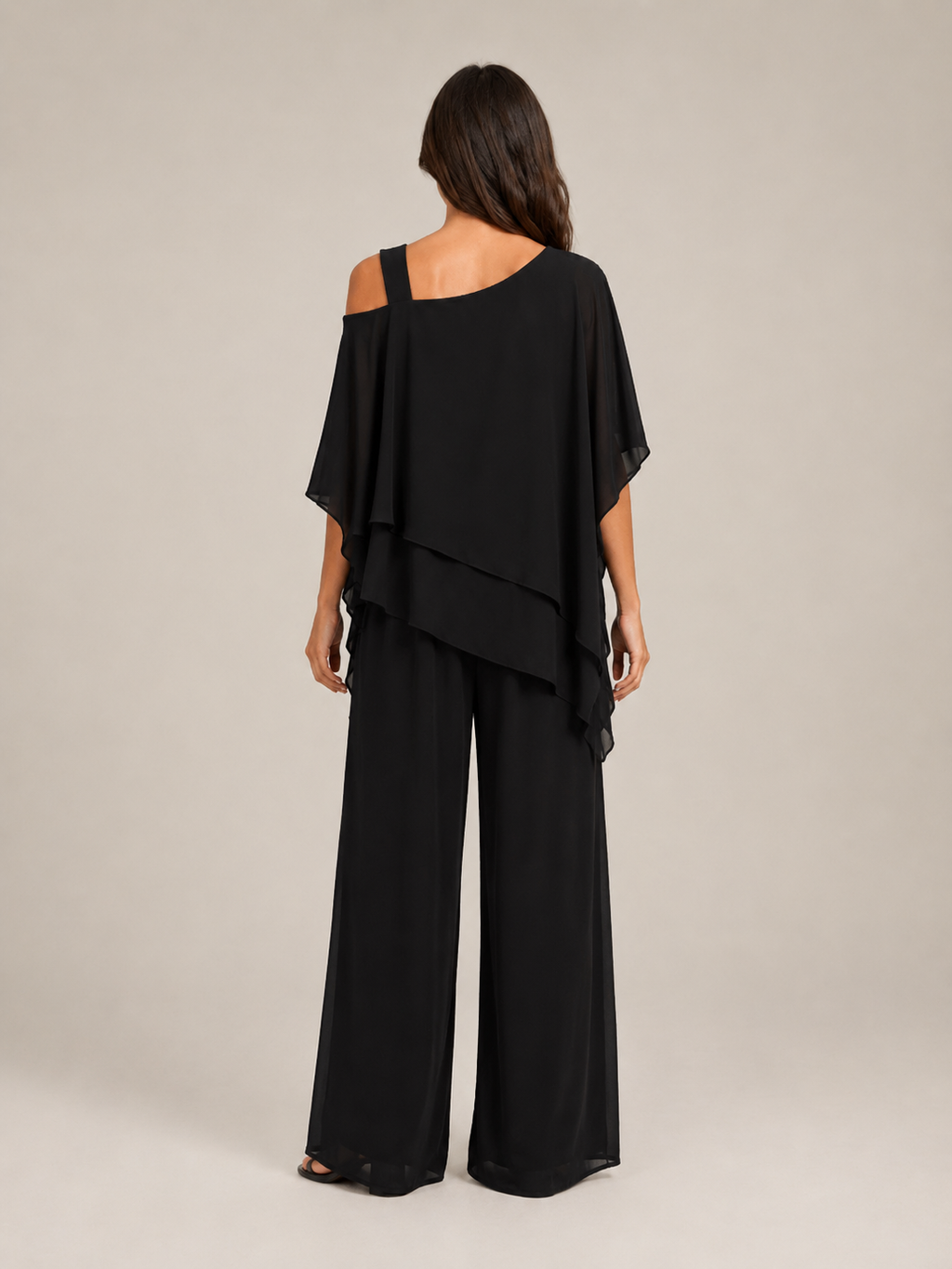 Umeko - Dames Tweedelige Set Met Asymmetrische Top En Rechte Broek