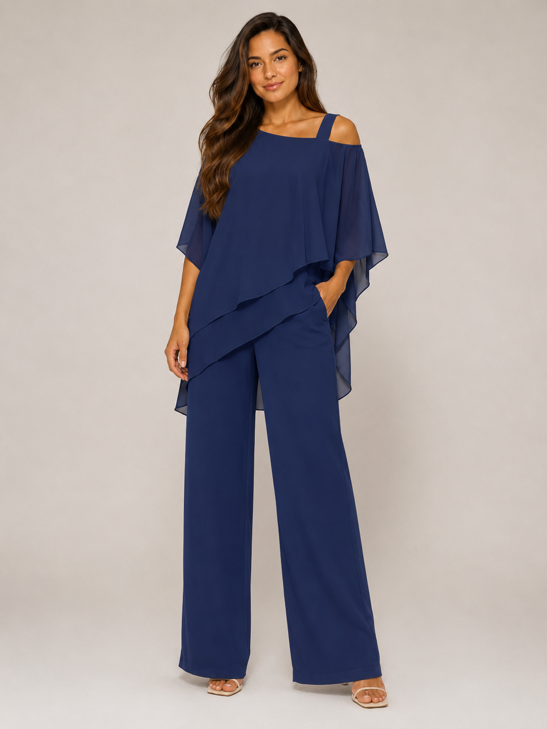Umeko - Tweedelige damesset met asymmetrische top en rechte broek