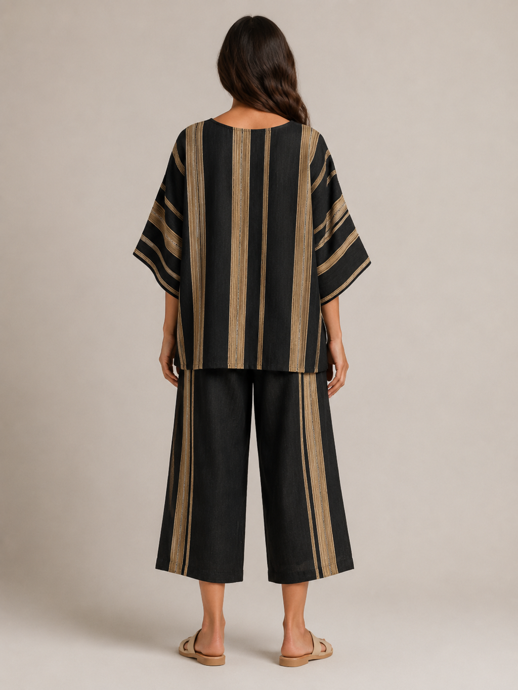 Usoa - Dames Tweedelige Set Met Asymmetrische Streeptop En Culottebroek