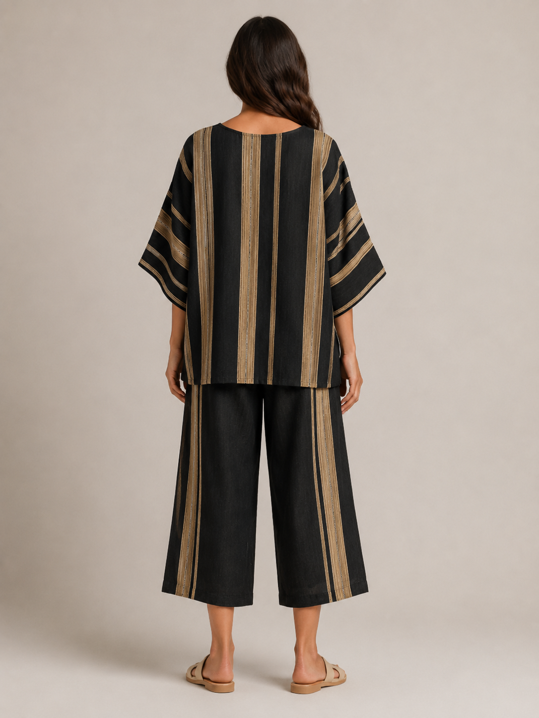 Usoa - Dames Tweedelige Set Met Asymmetrische Streeptop En Culottebroek