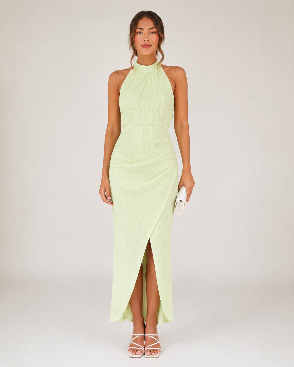 Lena - Lichtgroene Halter Maxi-jurk Met Wikkel-Look En Hoge Split