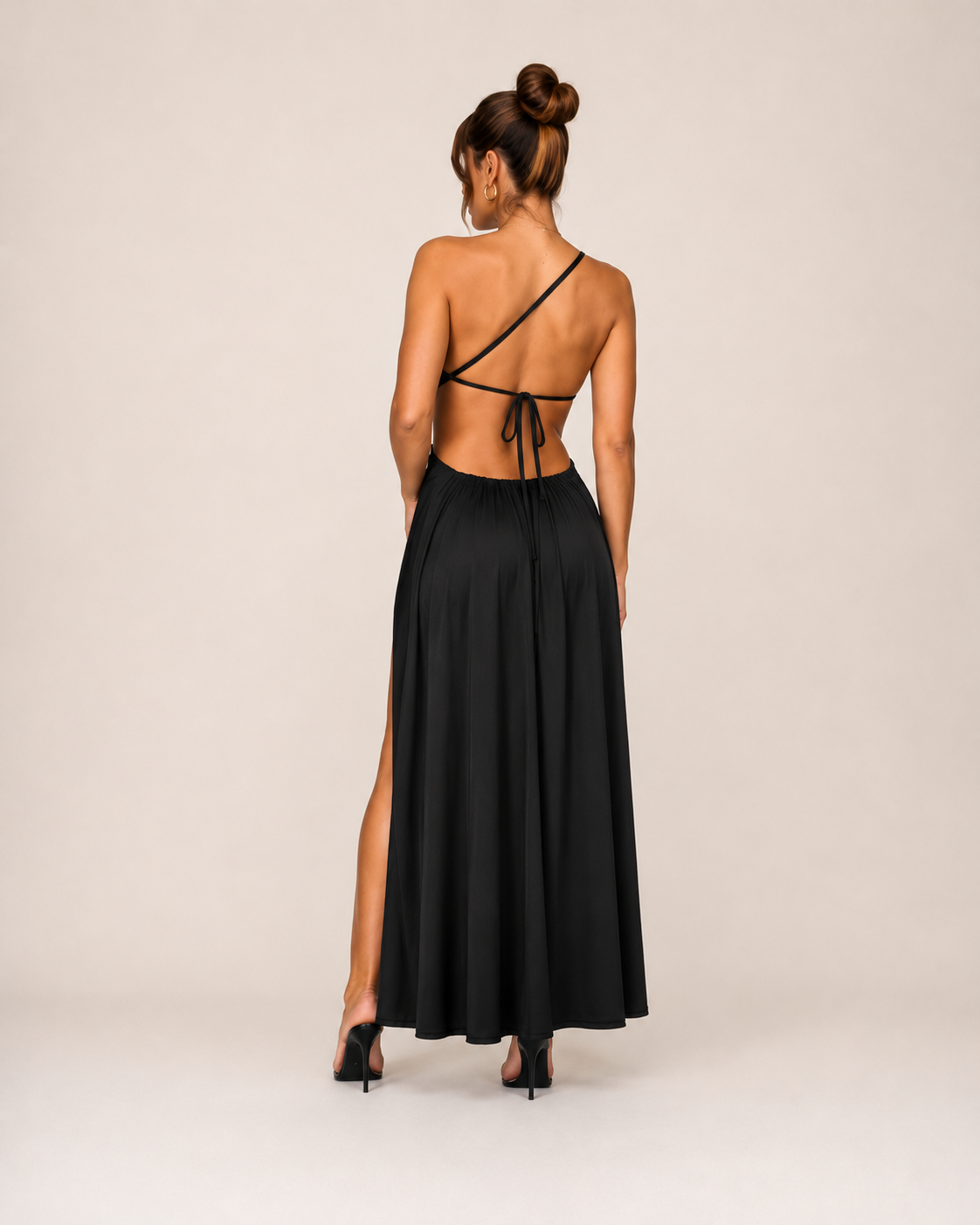 Laila - Lange Avondjurk Met One-Shoulder Halslijn En Hoge Split
