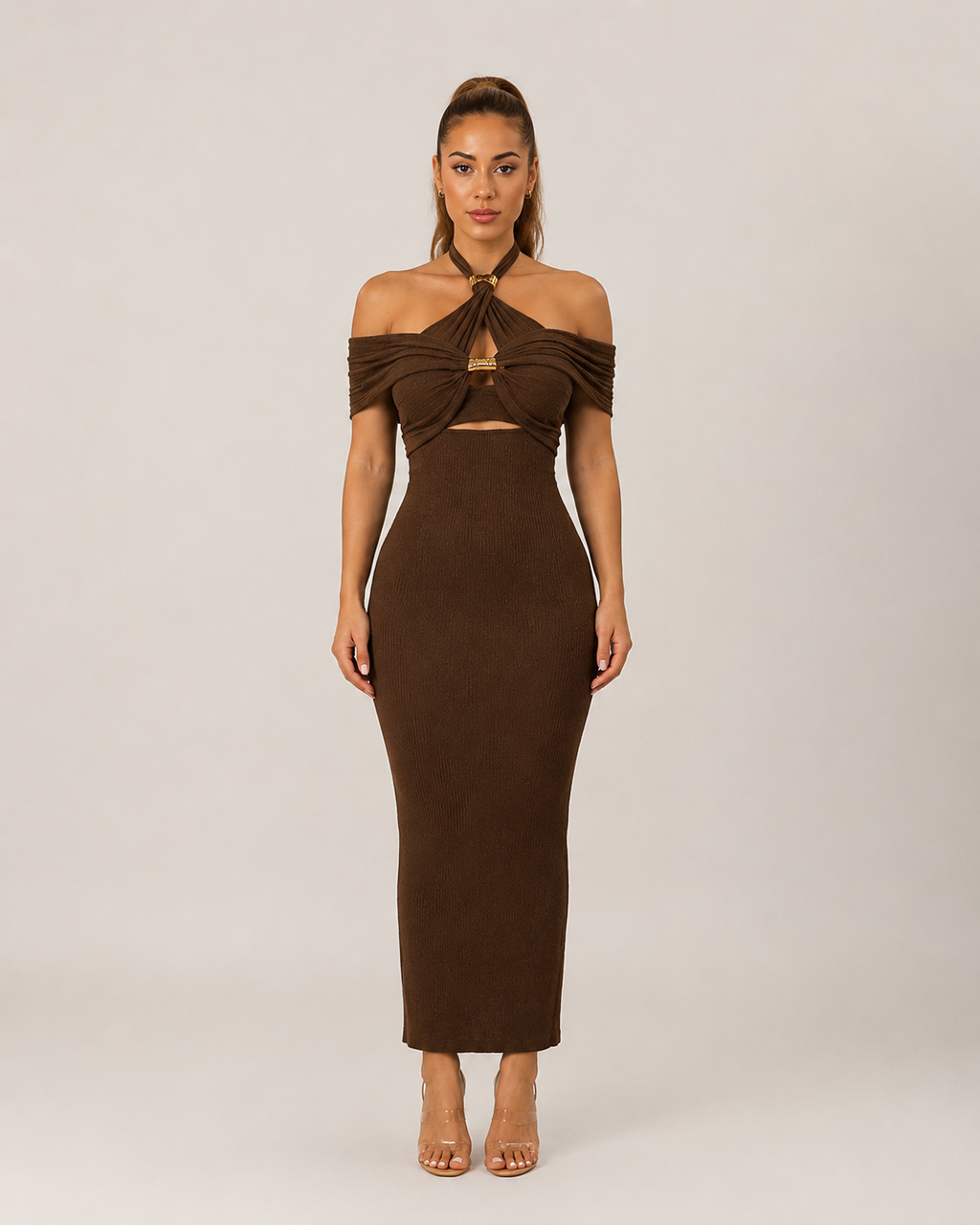 Liora - Zwarte Avondjurk Met Cut-Outs En Gouden Accenten