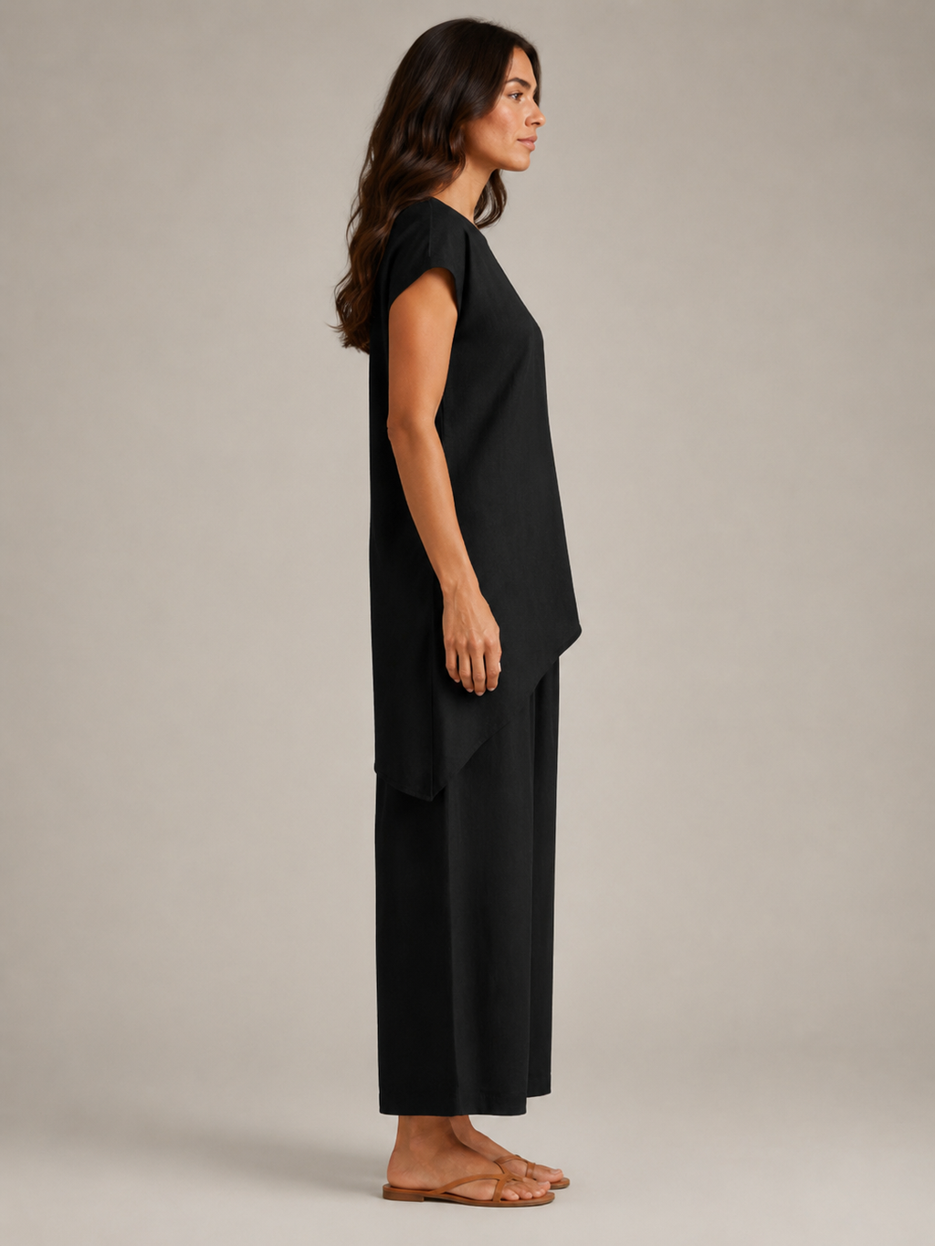 Urmila - Dames Tweedelige Set Met Asymmetrische Knoopdetails En Wijde Broek