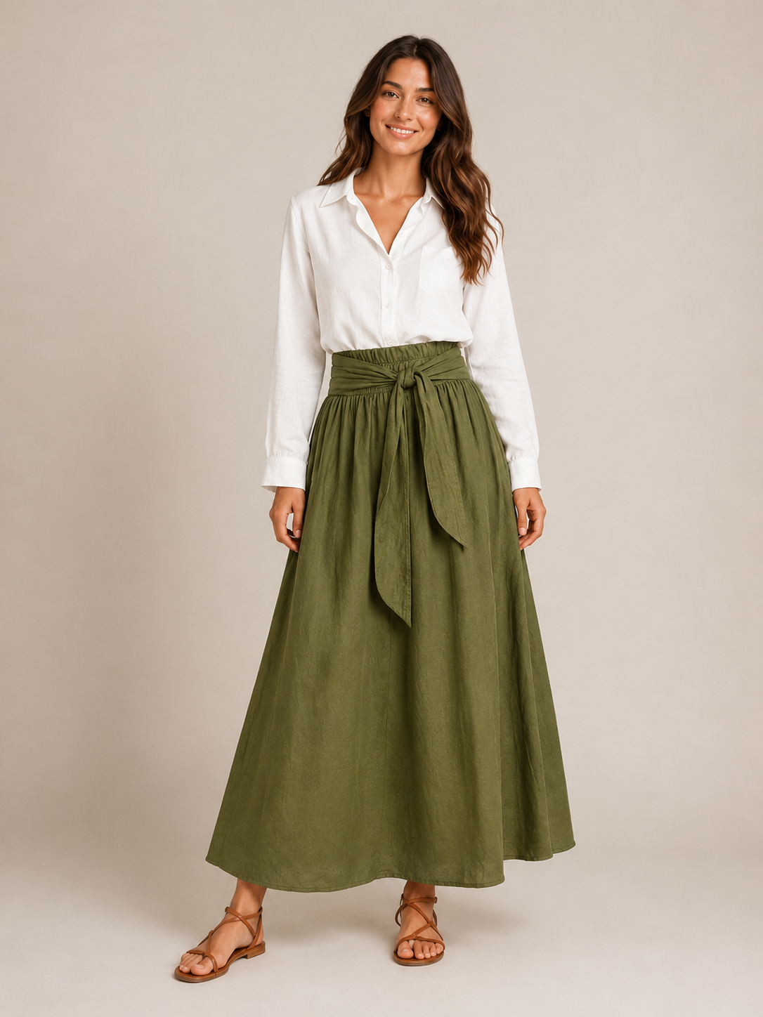 Udara - Tweedelige set met blouse en maxirok met strikceintuur