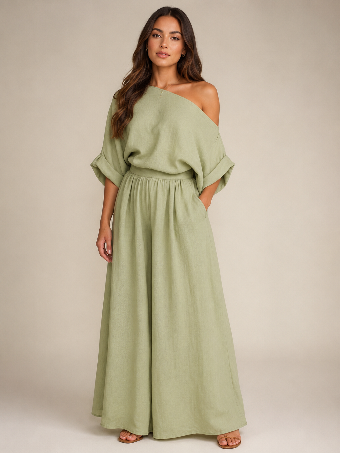 Usoa - Tweedelige one-shoulder set met wijde broek