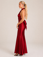 Leonora - Halter Avondjurk Met Open Rug Voor Gala