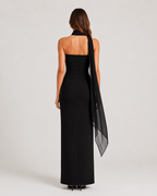 Lorielle - Strapless Avondjurk Met Sjaaldetail