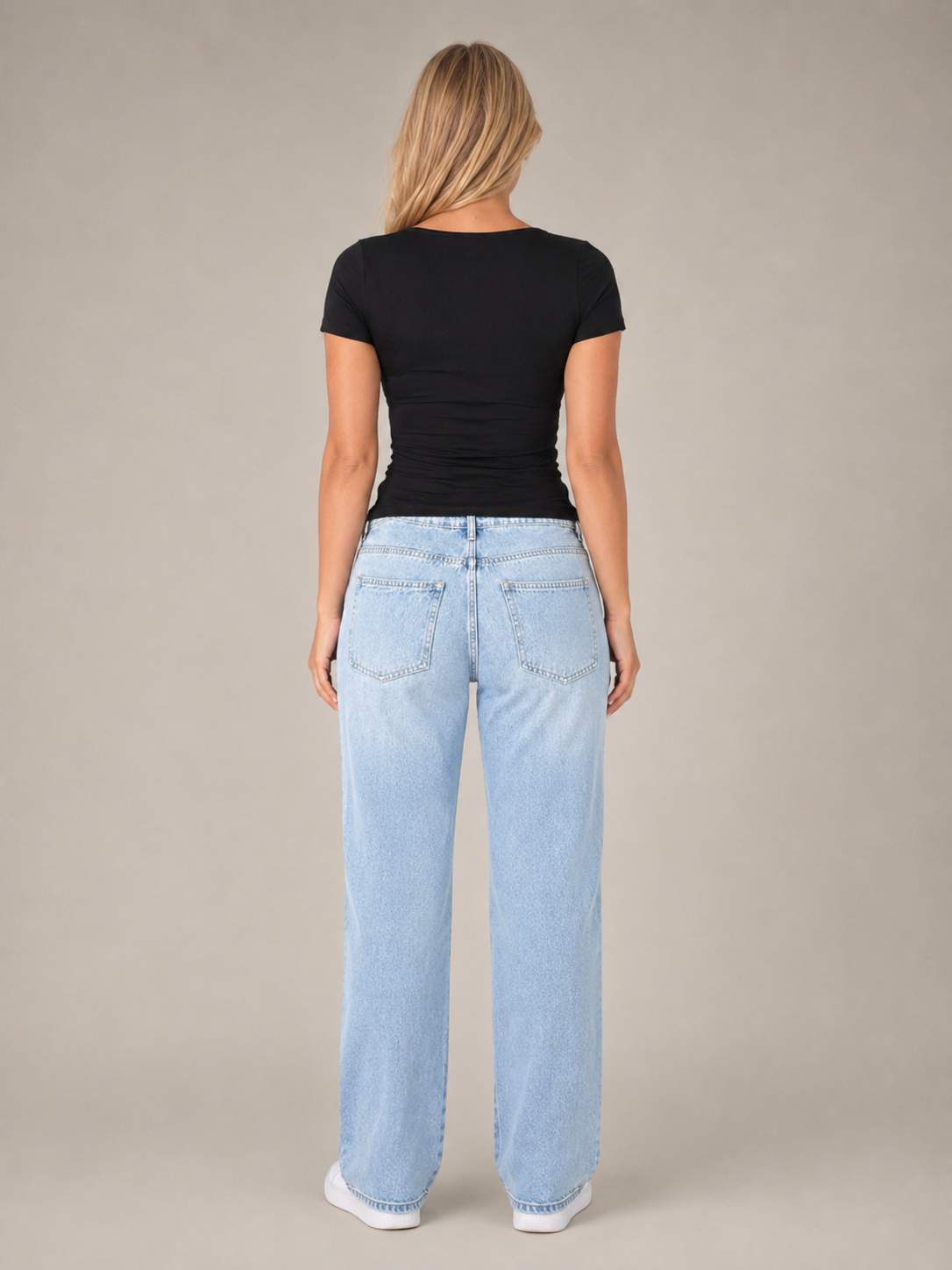 Ivara - Slim Fit Dames T-shirt Met U-hals