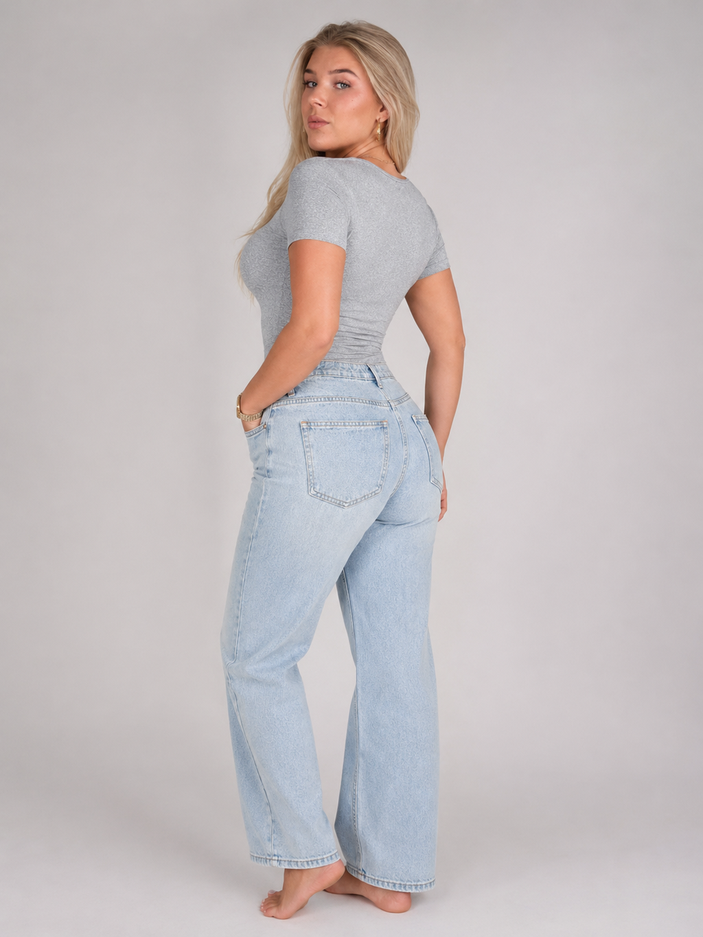 Ivara - Slim Fit Dames T-shirt Met U-hals