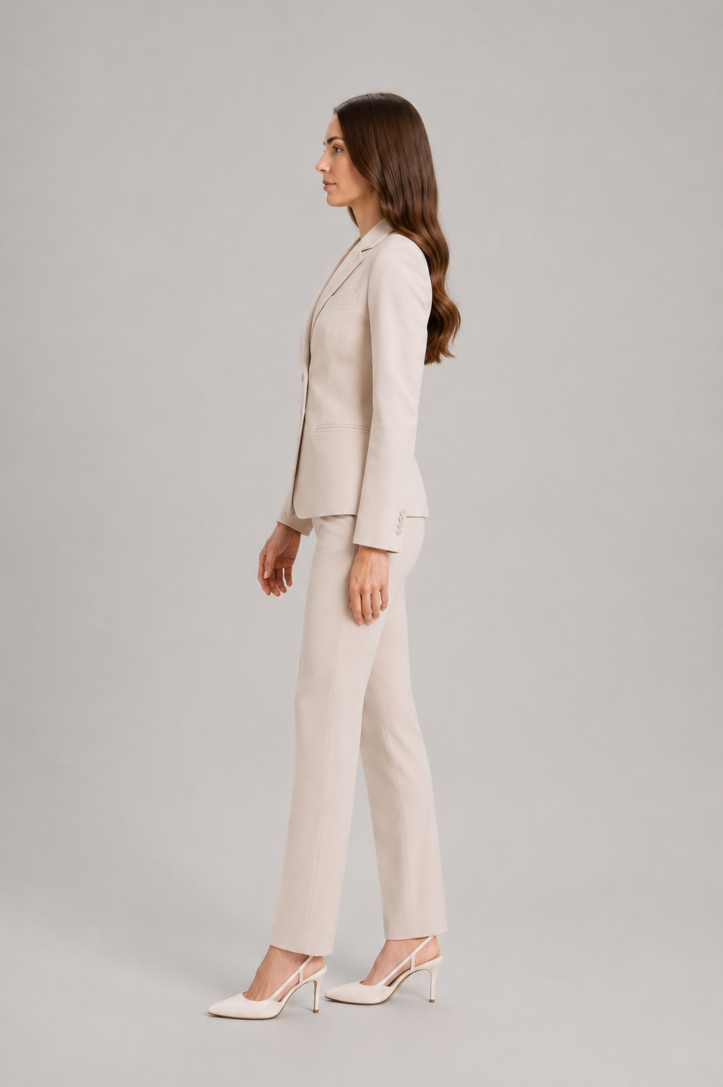 Yolanthe - dames pak met asymmetrische blazer en rechte broek voor kantoor