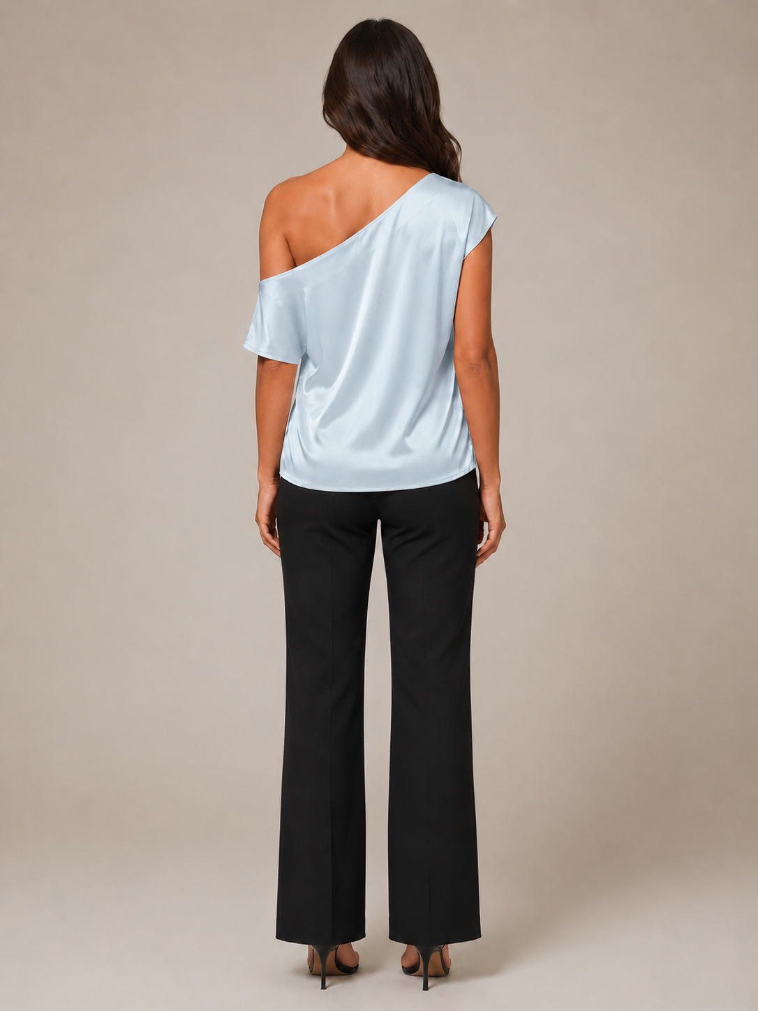 Kylena - Groene Top met Asymmetrische Halslijn