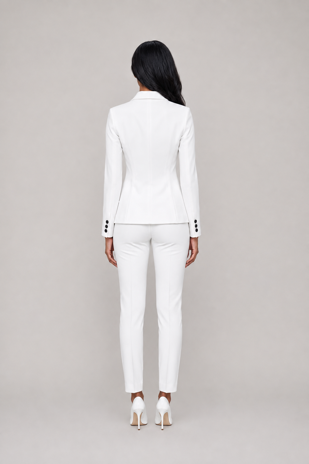 Yolara - dames pak met blazer en rechte broek, getailleerd model