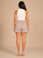 Sari - High-waist shorts met wijde pijpen en omslag