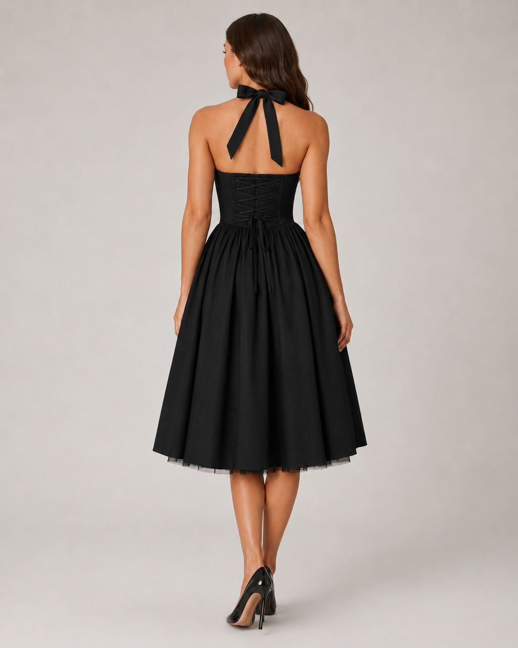 Mila - Halter Midi-jurk Met Uitlopende Rok