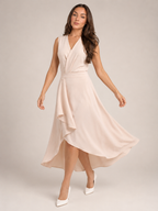 Maaike - Beige Midi-jurk Met Overslag En Asymmetrische Zoom